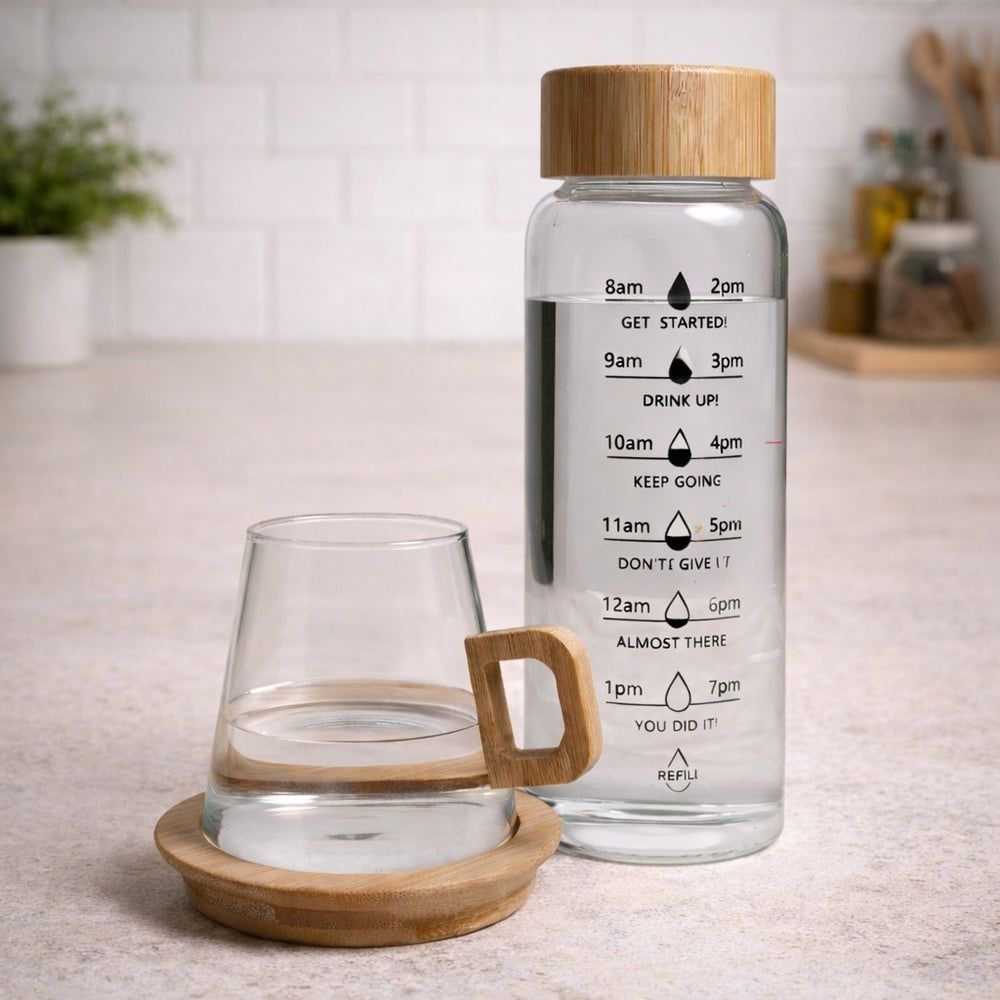 Elegant Glass Bottle with Bamboo Lid and Saucer – Sustainable Hydration Solution