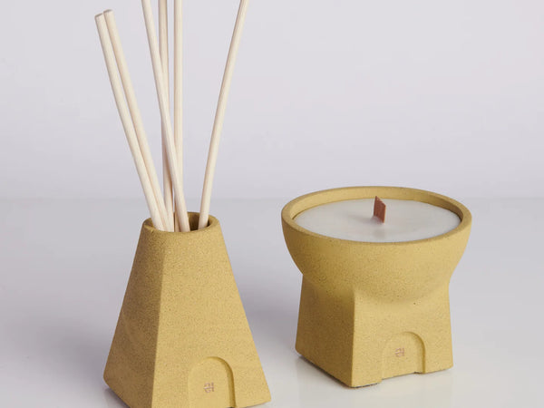 Savaar Soy Candle & Reed Diffuser Set