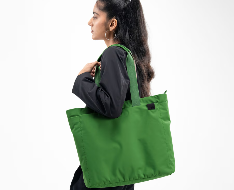 Pivot Classic Tote(Basalt,Coral,Lagoon,Sand,Seagrass)