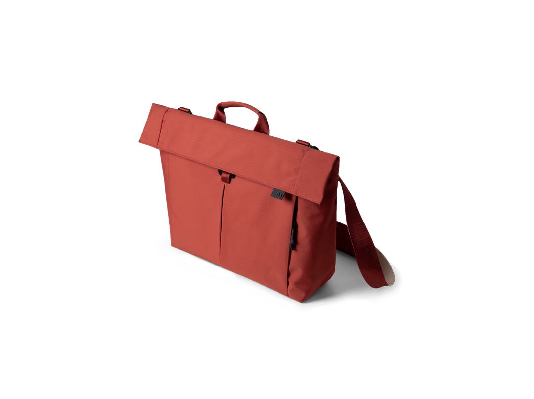 Pivot Messenger Bag