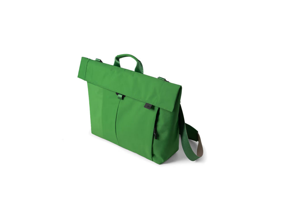 Pivot Messenger Bag