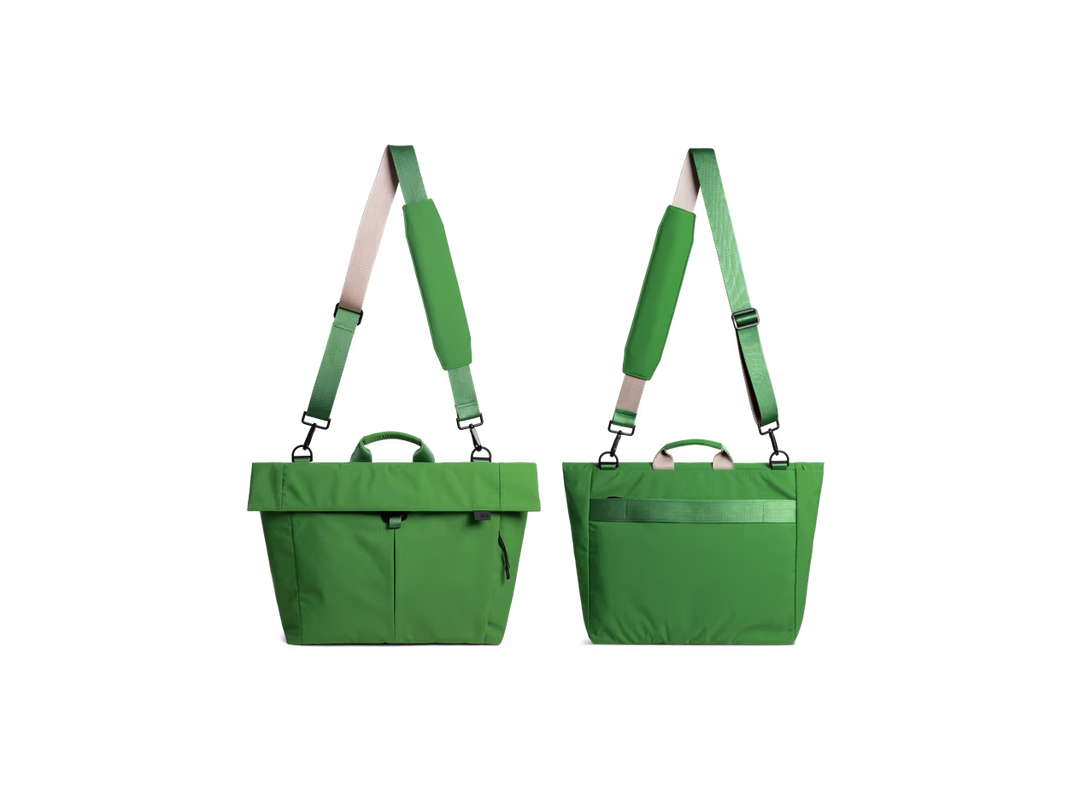Pivot Messenger Bag
