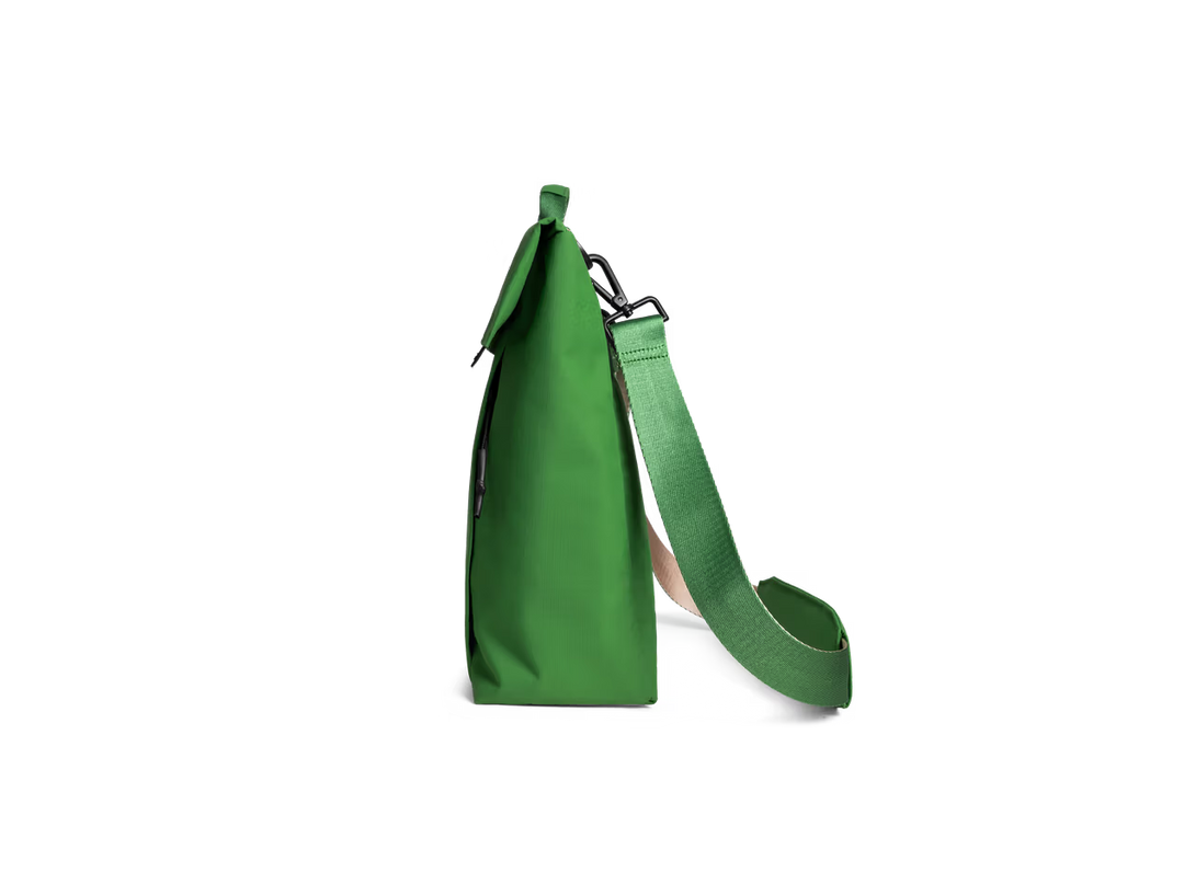 Pivot Messenger Bag