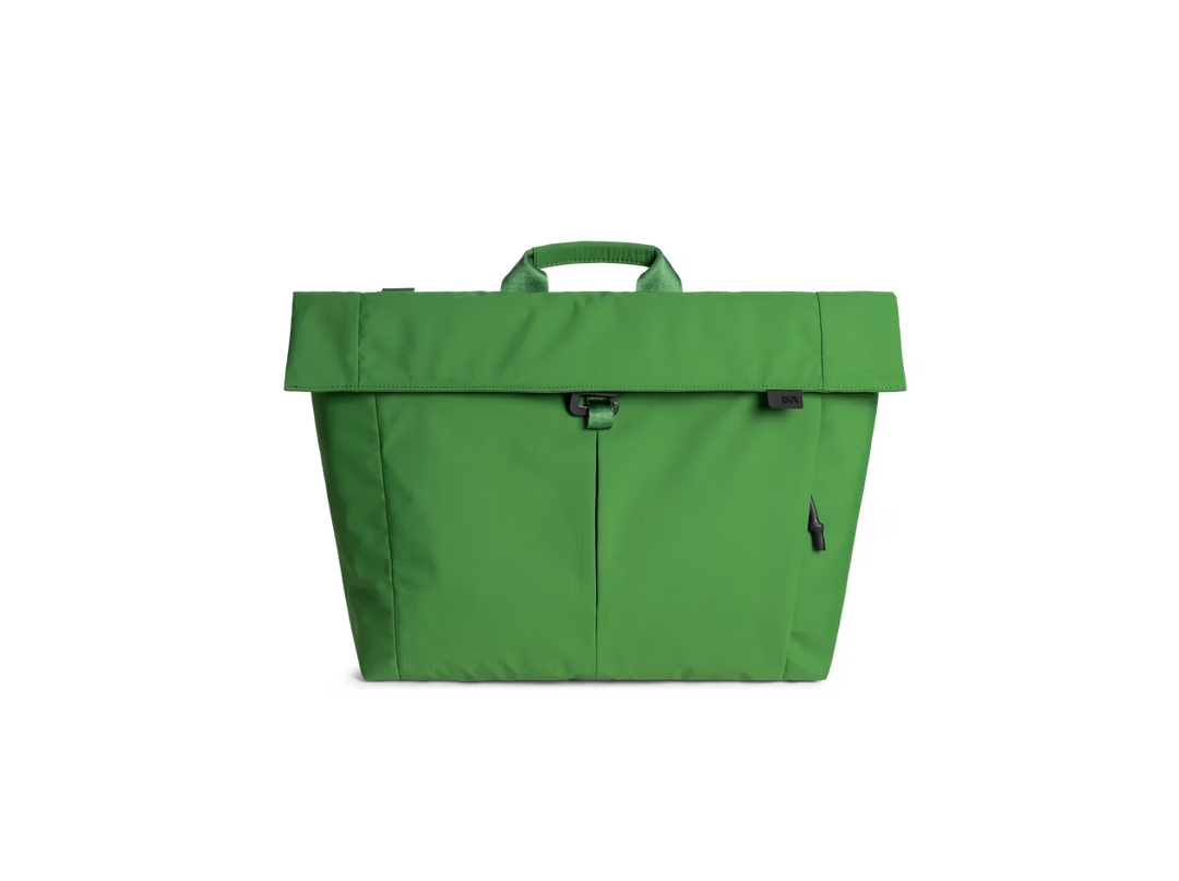 Pivot Messenger Bag