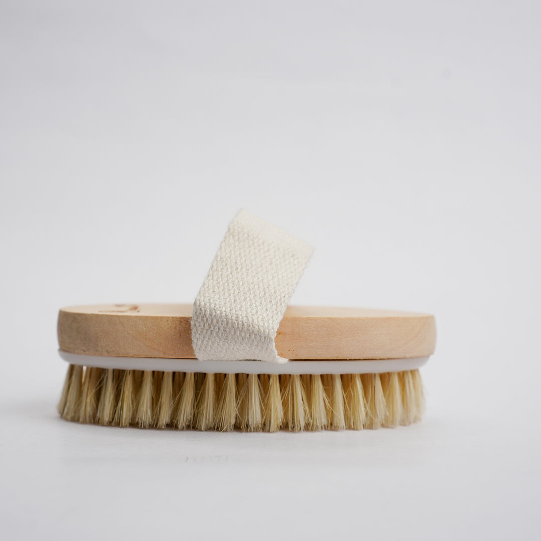 Organic B Oval Dry Brush | Cellulite Bristles | Exfoliate