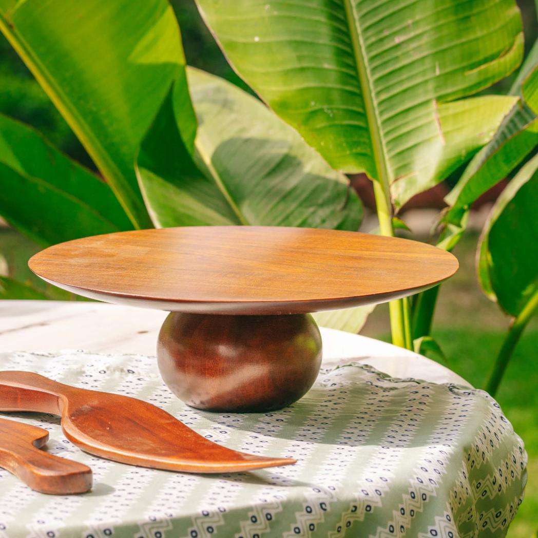 Araana Home Loom Cake Stand with Cutters