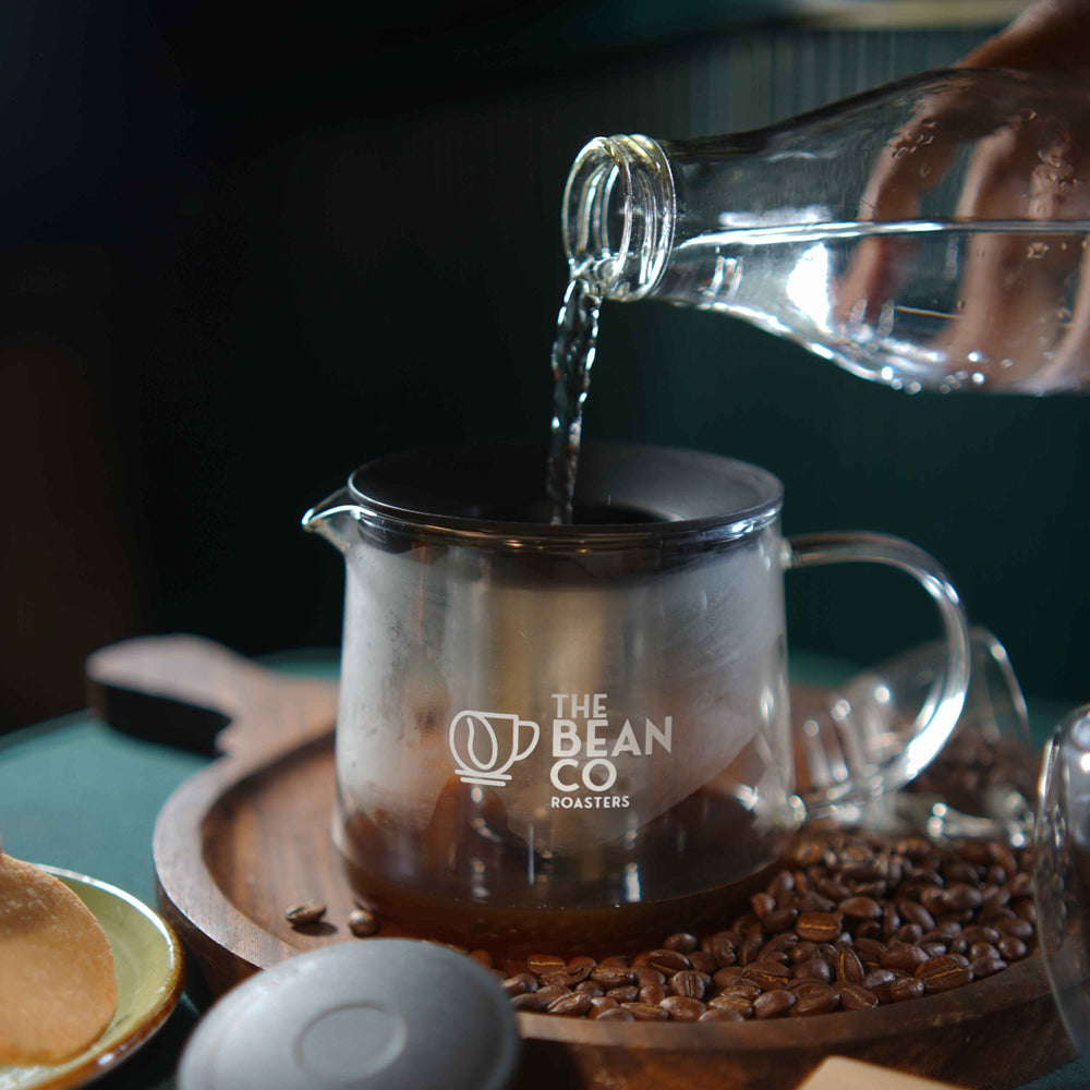 The Bean Co Roasters Cold Brew Coffee Maker | 1 Litre | Heat-resistant borosilicate glass | Stylish design