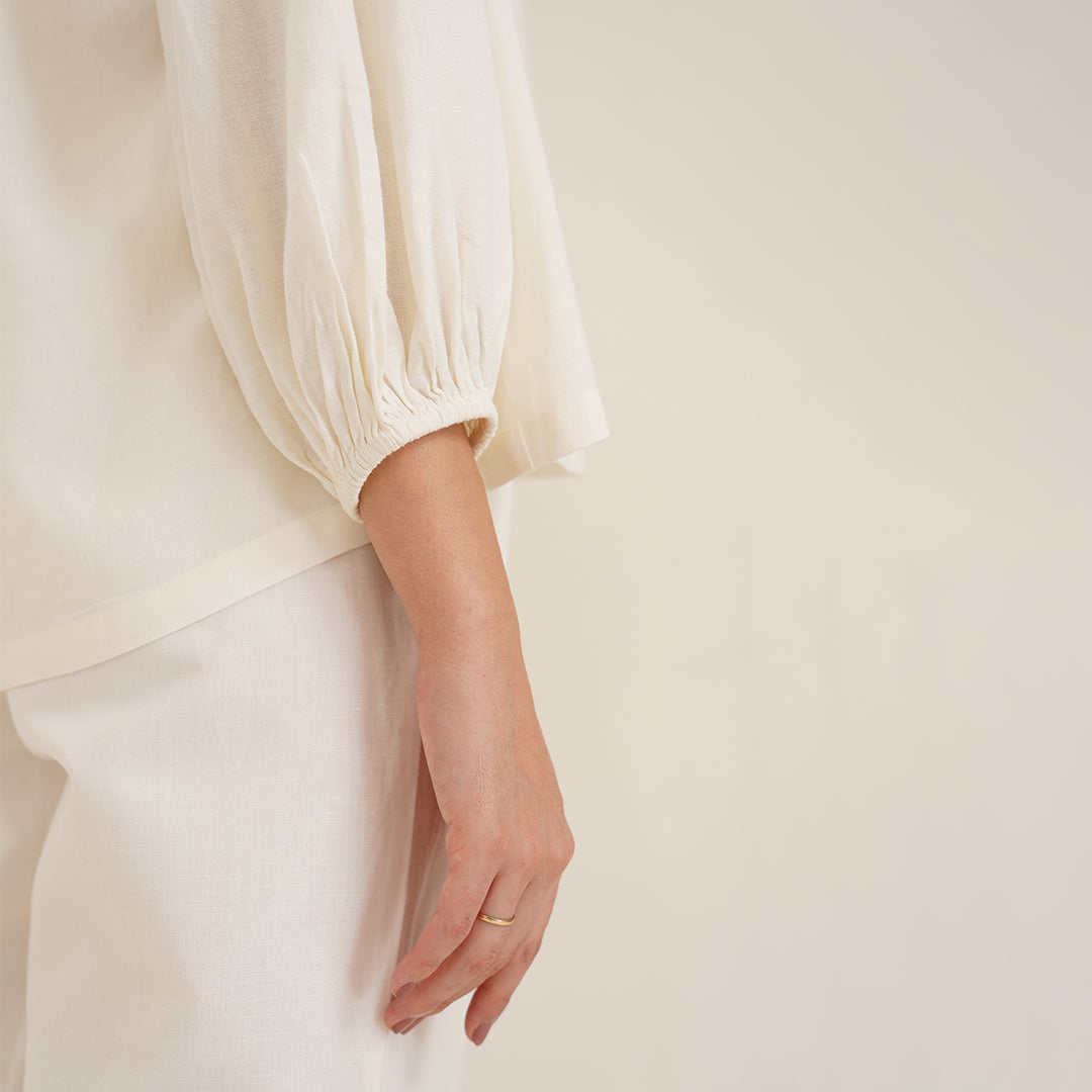 B77 HEKA Stylish Women&