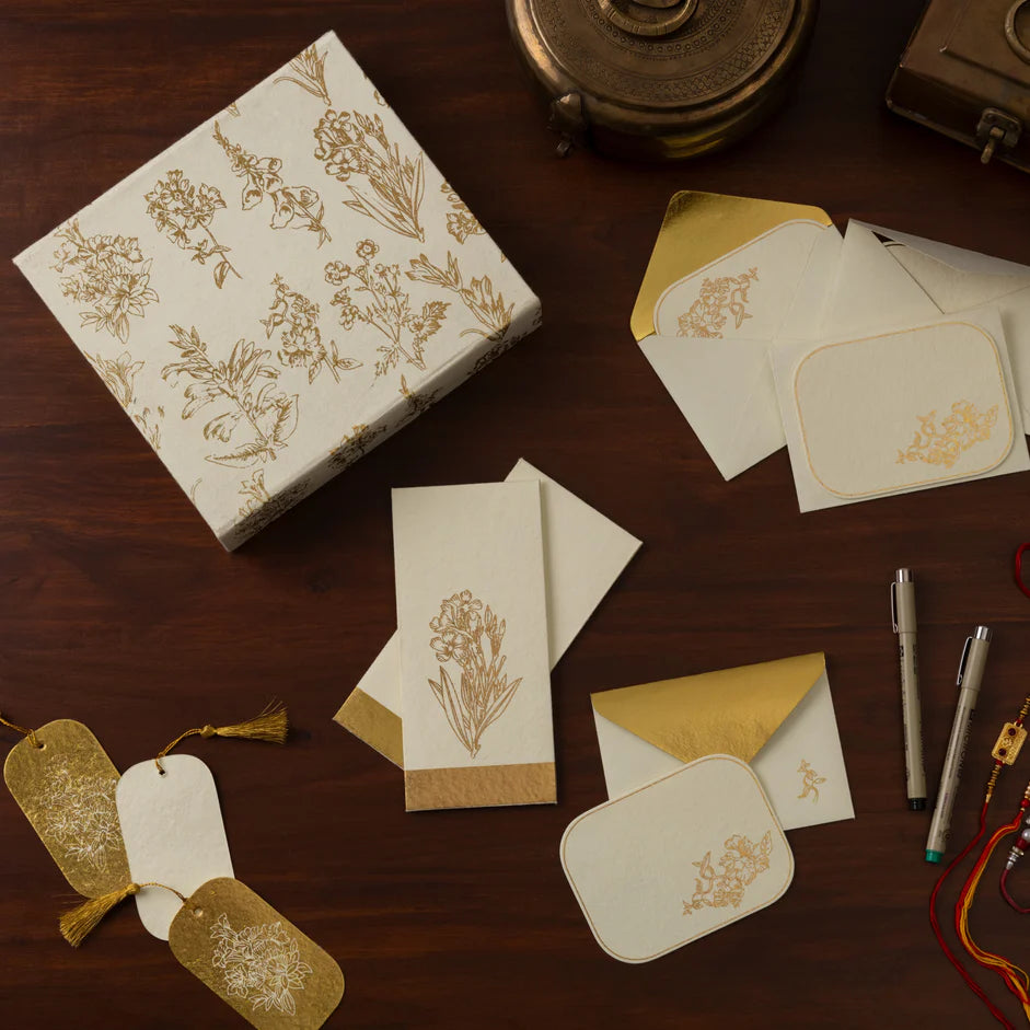 Jashn Whispering Wishes Gift Set