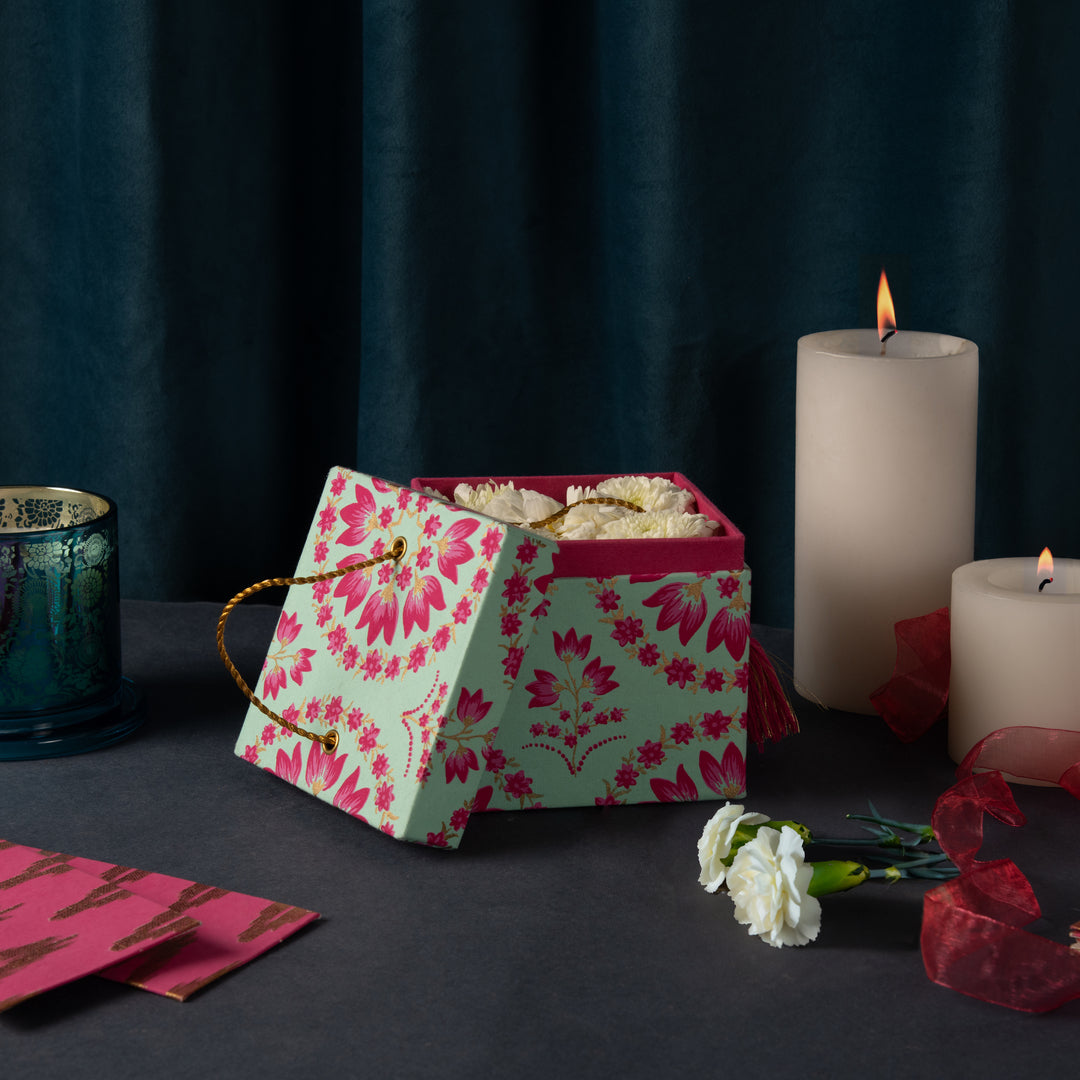 Gulbahar Square Gift Box - 1 pc