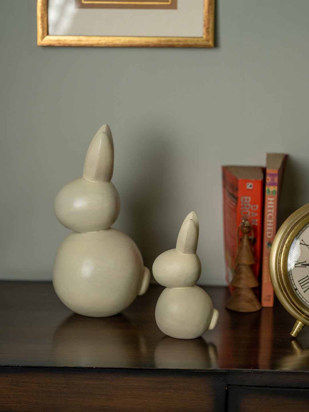 Araana Home Gosh - Set of 2 White Wooden Rabbits for Decor