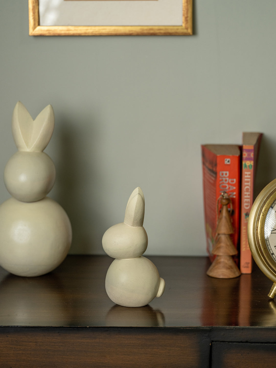 Araana Home Gosh - Set of 2 White Wooden Rabbits for Decor