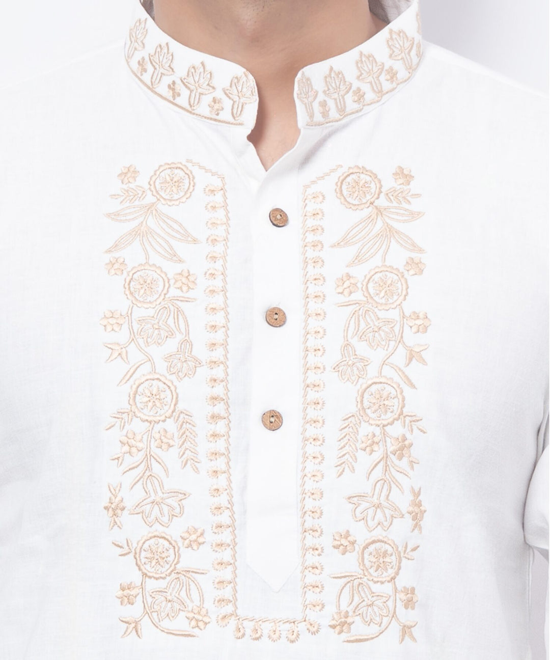 Elegant White Pushp Embroidered Kurta Set