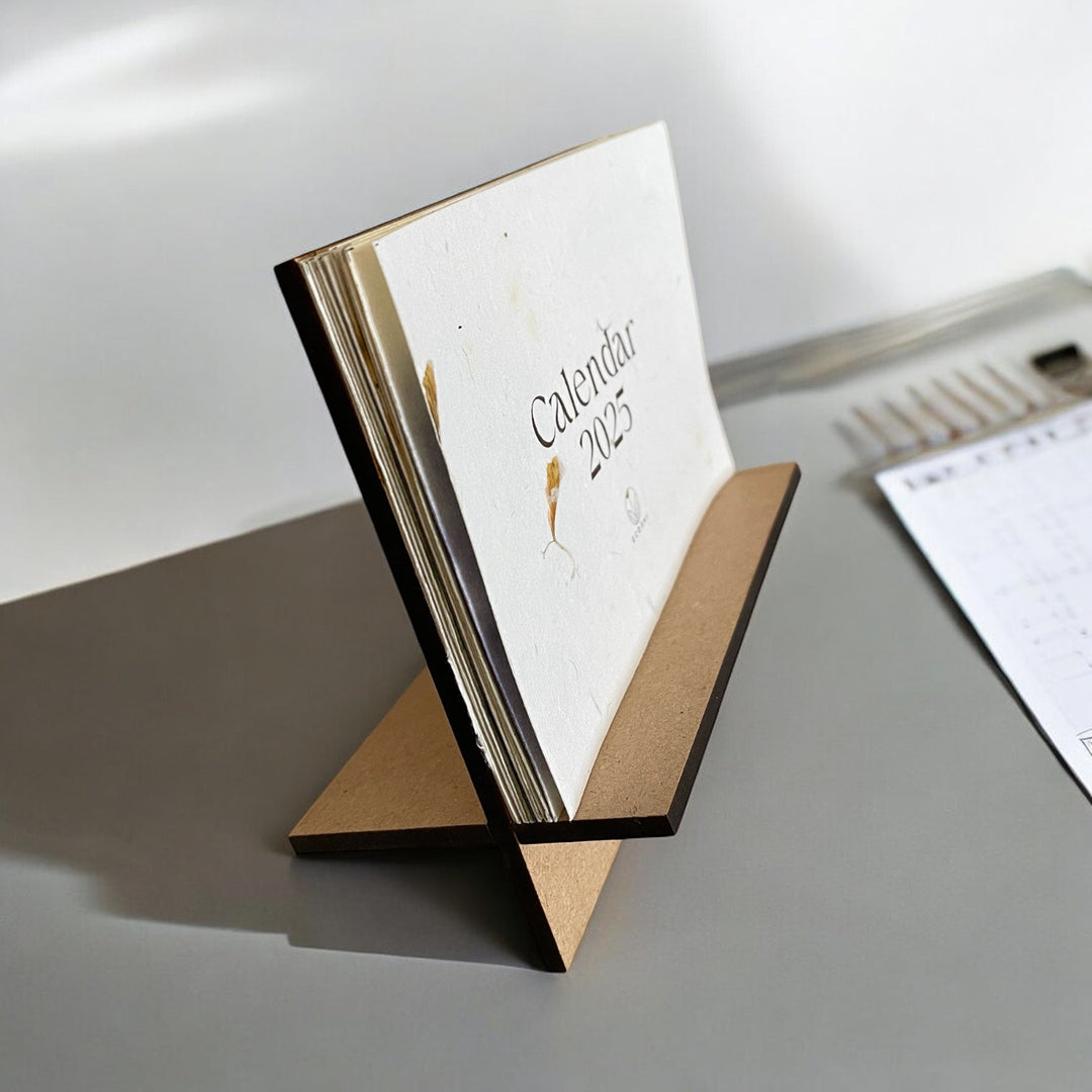 Ecoshi New Year Gift Box | Journal, Bookmark & Desk Calendar