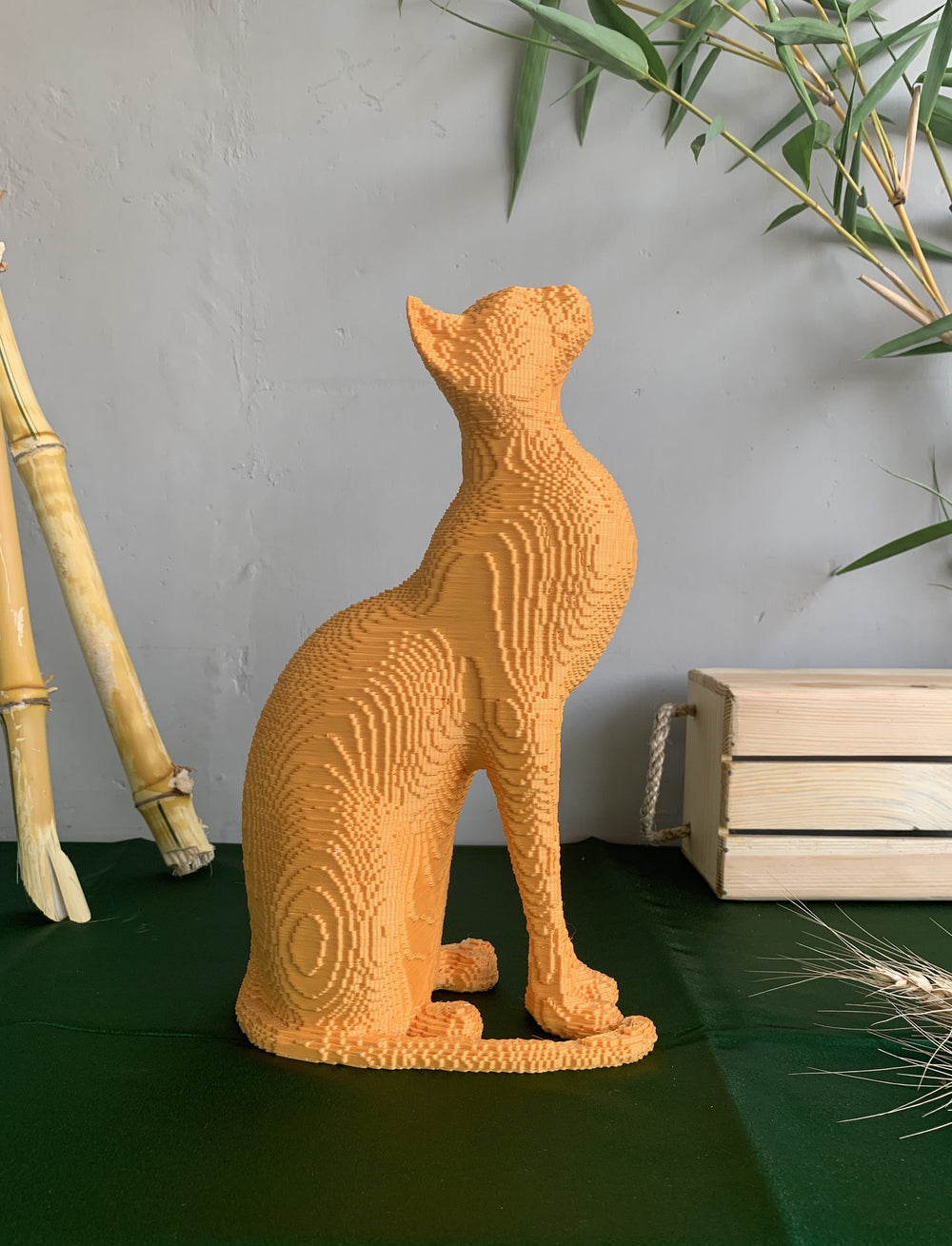 EcoDecor Aurous Feline – Plant-Based Pure Gold Sculpture | Eco-Friendly Décor
