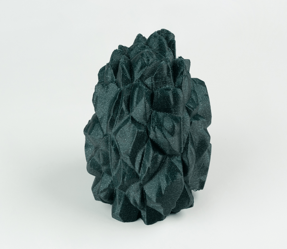 EcoDecor Raw Crustanite – Plant-Based Twinkling Green Figurine | Eco-Friendly Décor