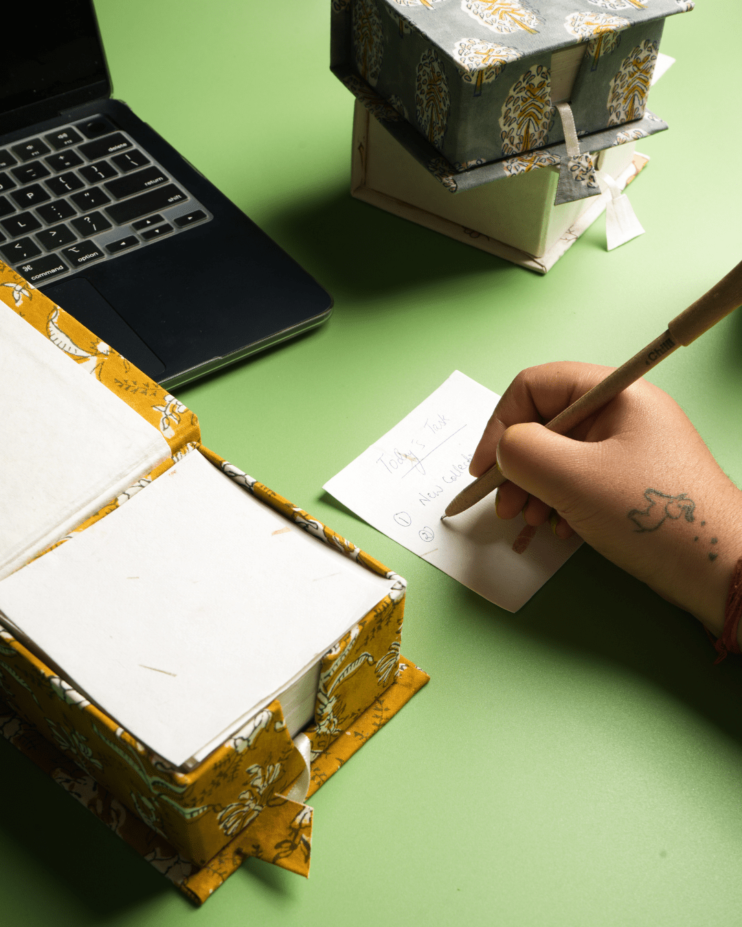 Ecokari Block Printed Handmade Paper Notes Box – Memo Paper Holder - Suspire