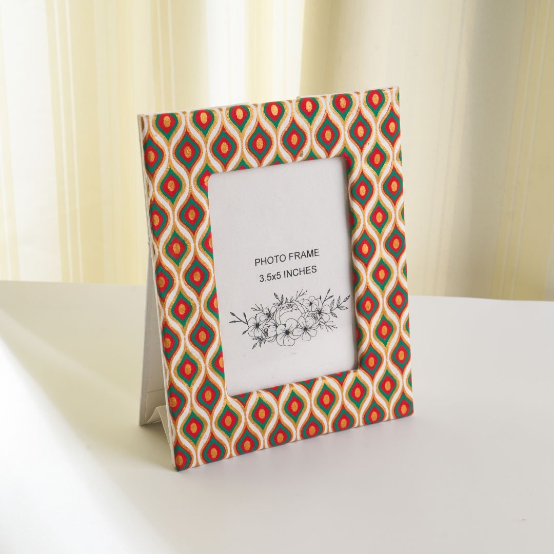 Ecokari Eco - Friendly Tabletop Frame for Home & Office Décor - Suspire