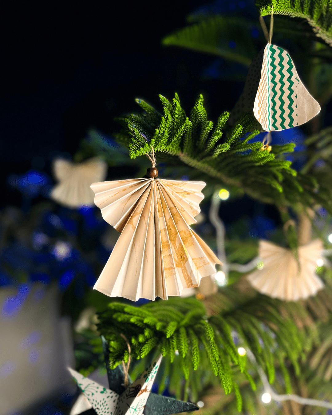 Ecokari Merry Magic Handmade Paper Hangings Set - Suspire