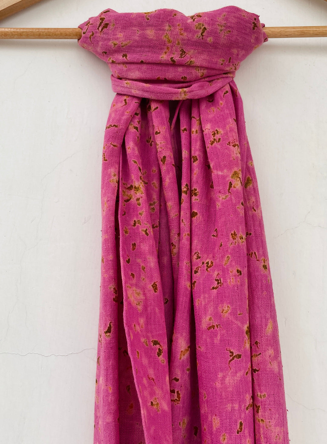 Ecoshi Kala Cotton Stole | Pink & Yellow