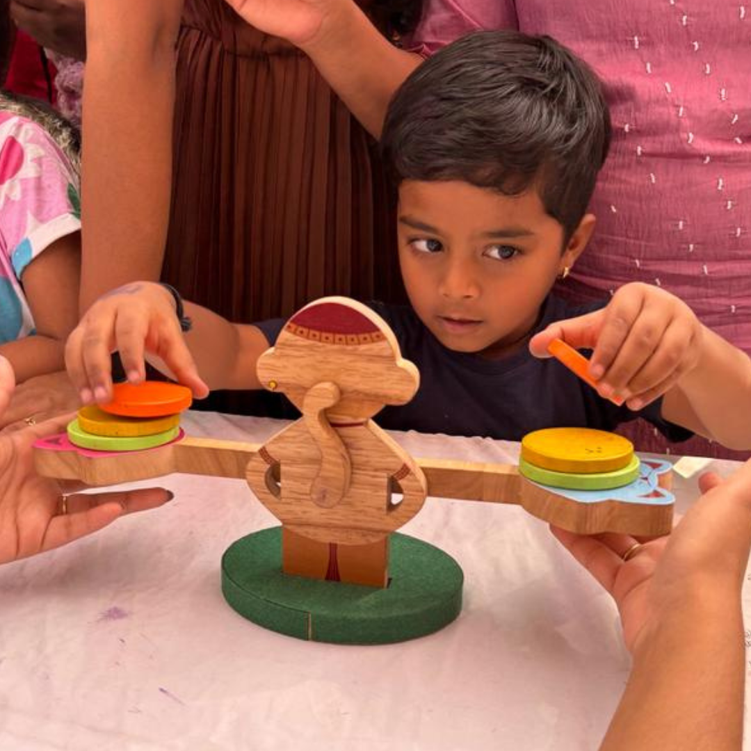 Taali Chalak Bandar- Balancing Toy Set