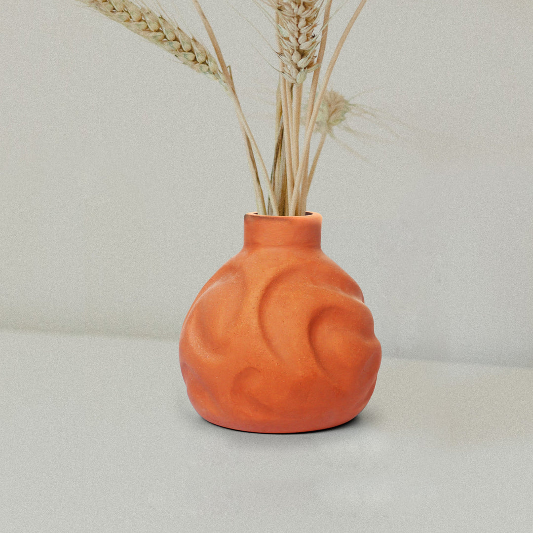 GLO SMALL ORGANIC PROFILED STRAIGHT Flower Vase - Suspire