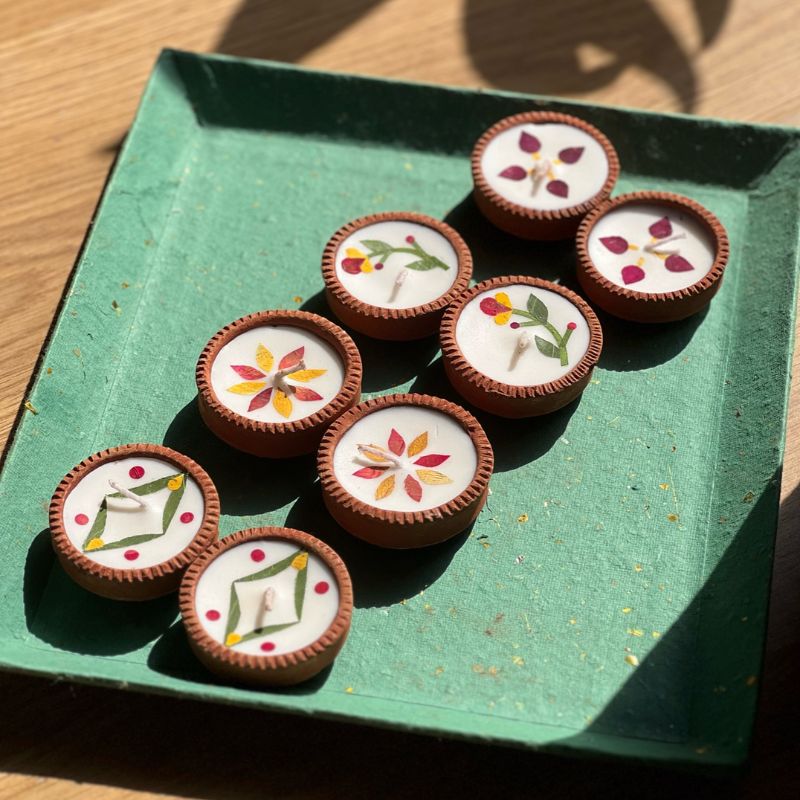 Diyas - small set of 8