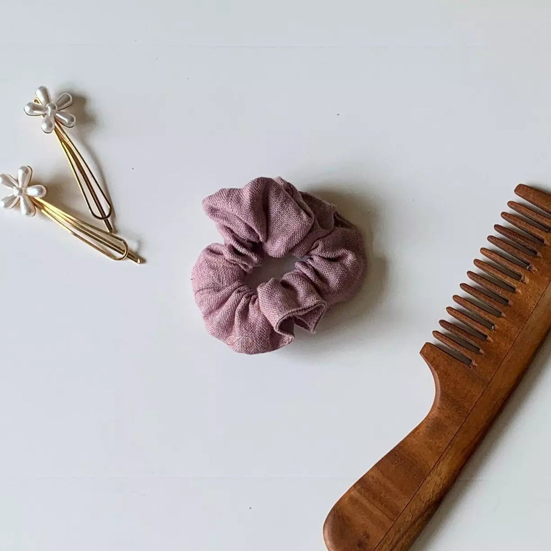 Hemp fabric hair scrunchies in solid colours - Suspire