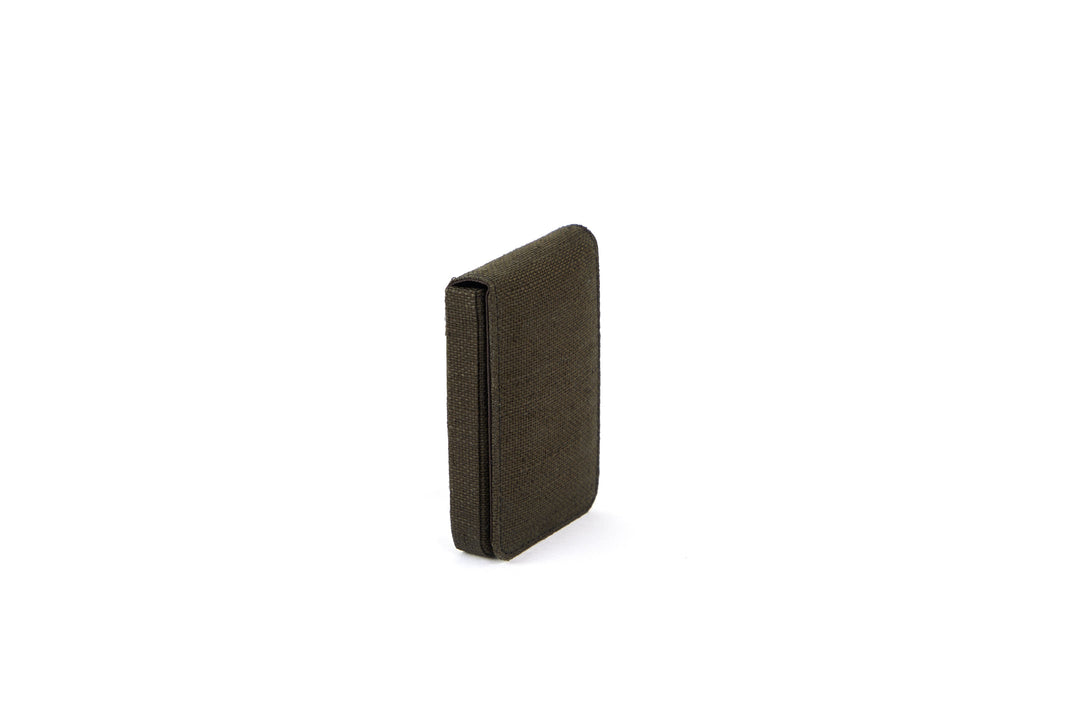 The Label GAIA Hemp Fliptop Vertical Card Holder