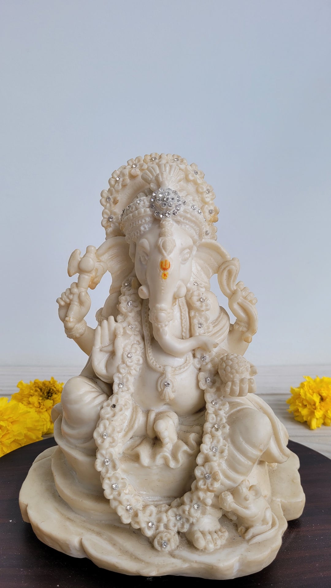 THE ASF SHOP Royal-Ivory Ganesh Idol