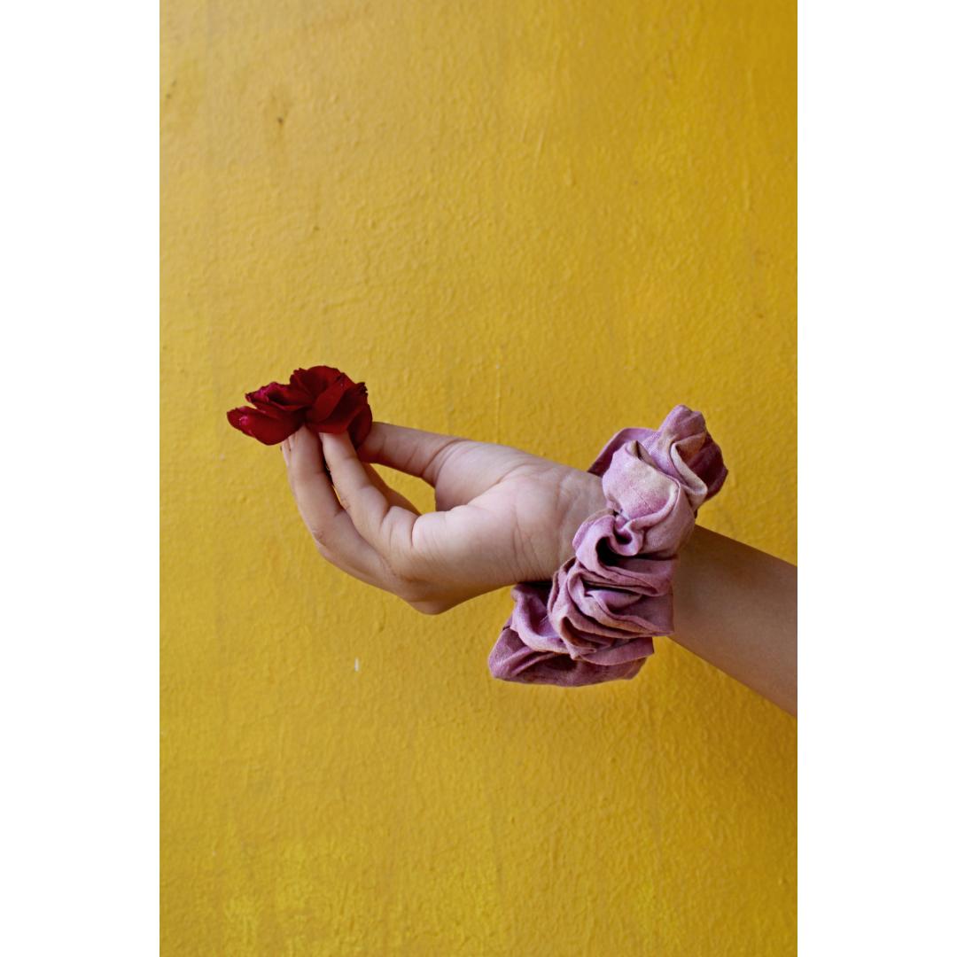 Bageeya Rose Bud Anti Breakage Soft Mul Fabric Scrunchie