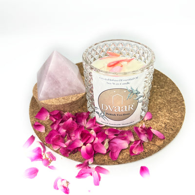 Dvaar SOYA WAX SCENTED CANDLES - British Tea Rose (280 gm)