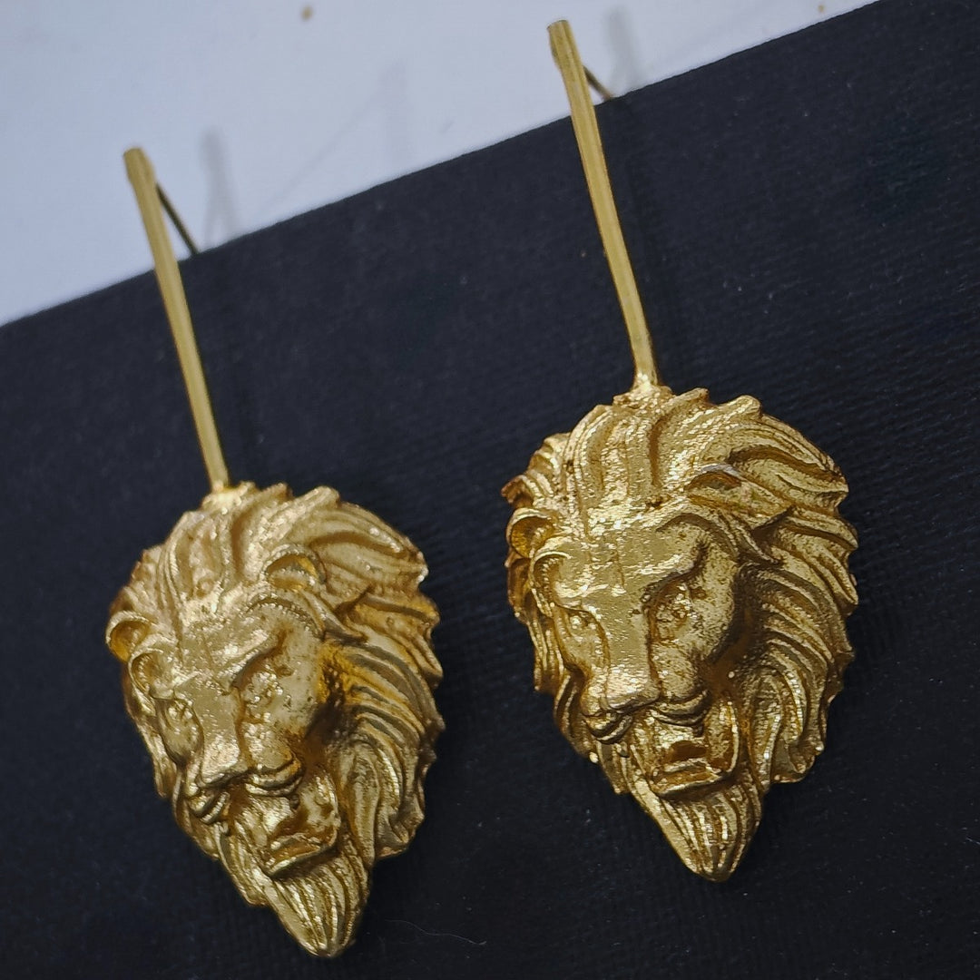 Nine Designs Gold Plated Lion Earrings 08