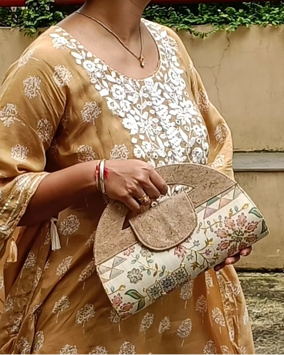 Verde Carvi Cork Handbag