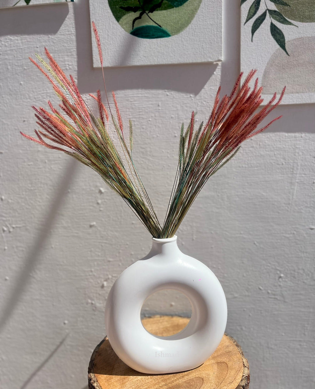 Ishmades real dried mountain grass sticks