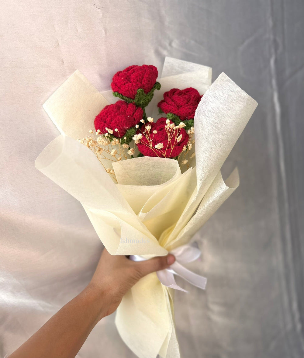 Ishmades Lush Love Bouquet