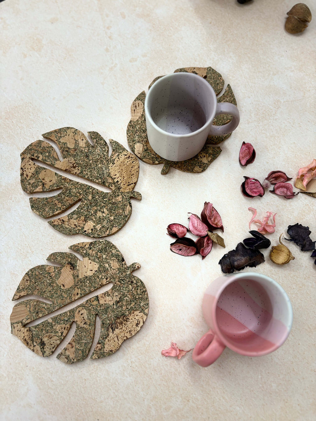 MiRa Gifting Solutions Leaf Shaped Cork Coasters (Set of 4)