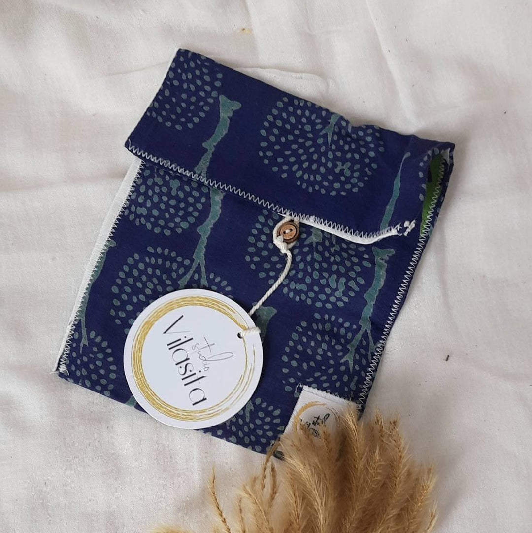 Studio Vilasita Organic cotton/upcycled sanitary pad pouch