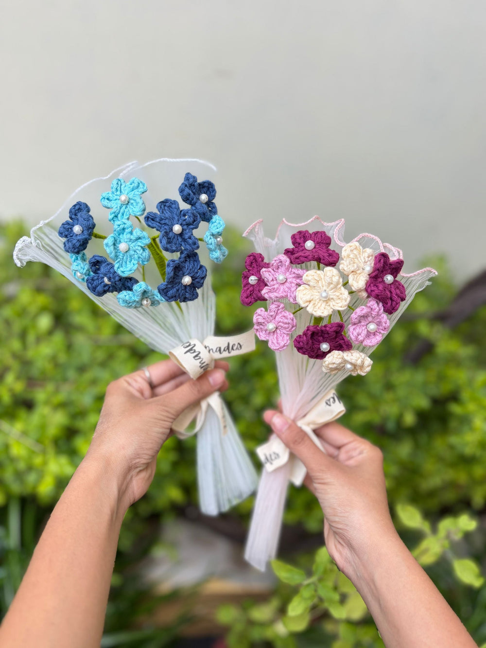 Ishmades forget me not bunch