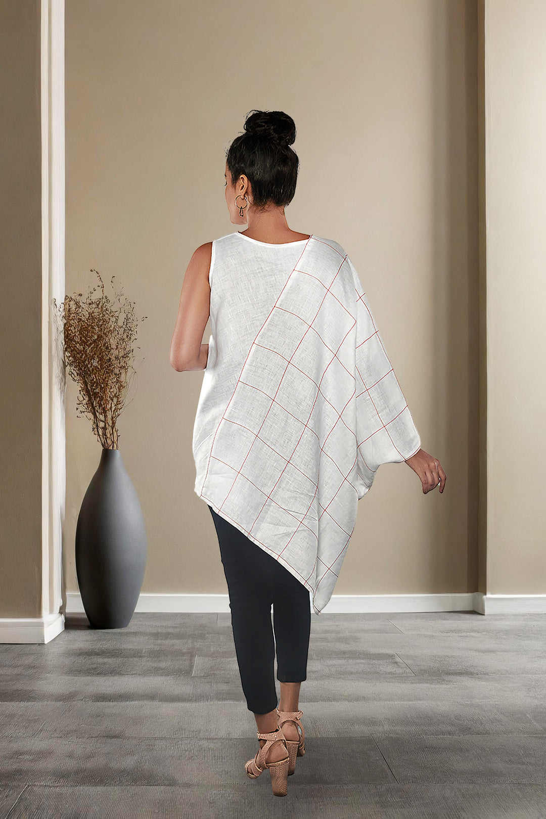 Jhultaru By Deesha White Mirage Kaftan Top