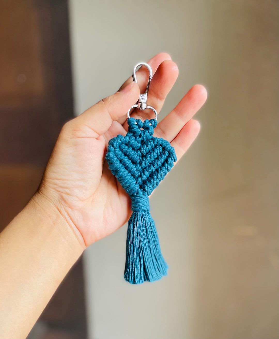 SUTRAM Handmade Heart Keychain - Pink (Pack of 1) | Valentine Gift