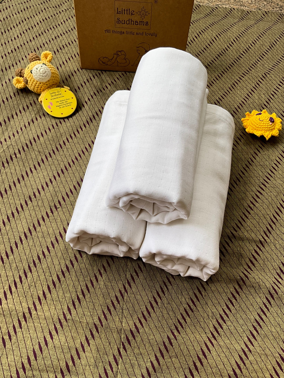 Little Sudhams Organic Cotton Muslin Baby Swaddle Blanket (Pack of 3)