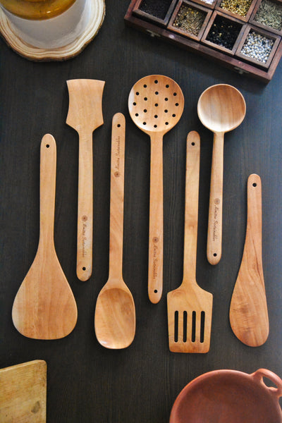 Neem Wood Kitchen Ladle Set ( Set of 7 )