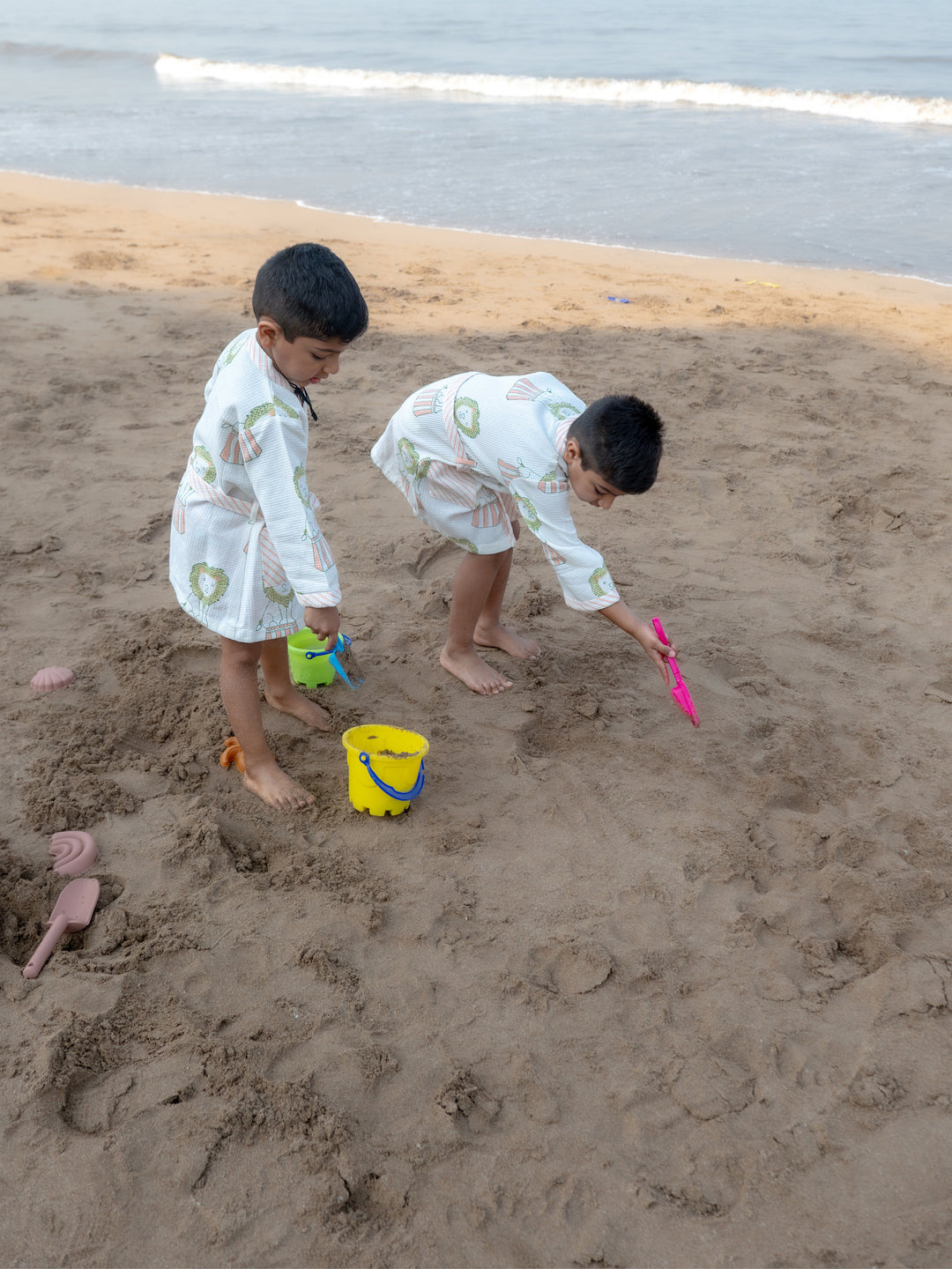 Masaya Medium Bath Robe - Circus - Suspire