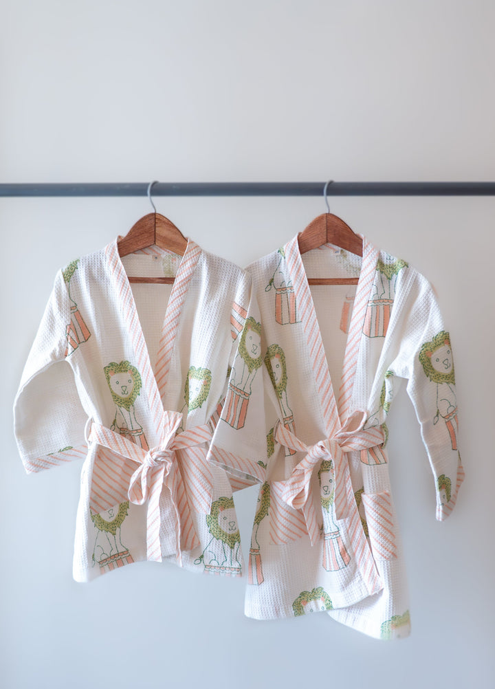 Masaya Medium Bath Robe - Circus - Suspire