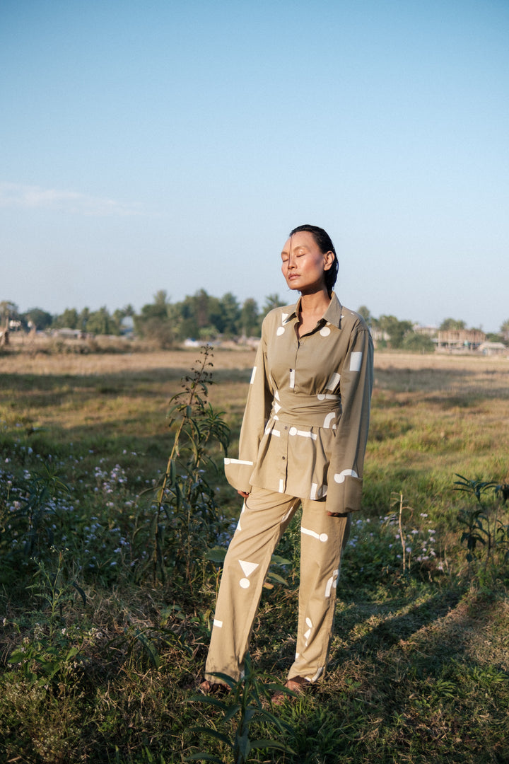 The Terra Tribe Khaki Triangle Printed Sandra Straight Pants
