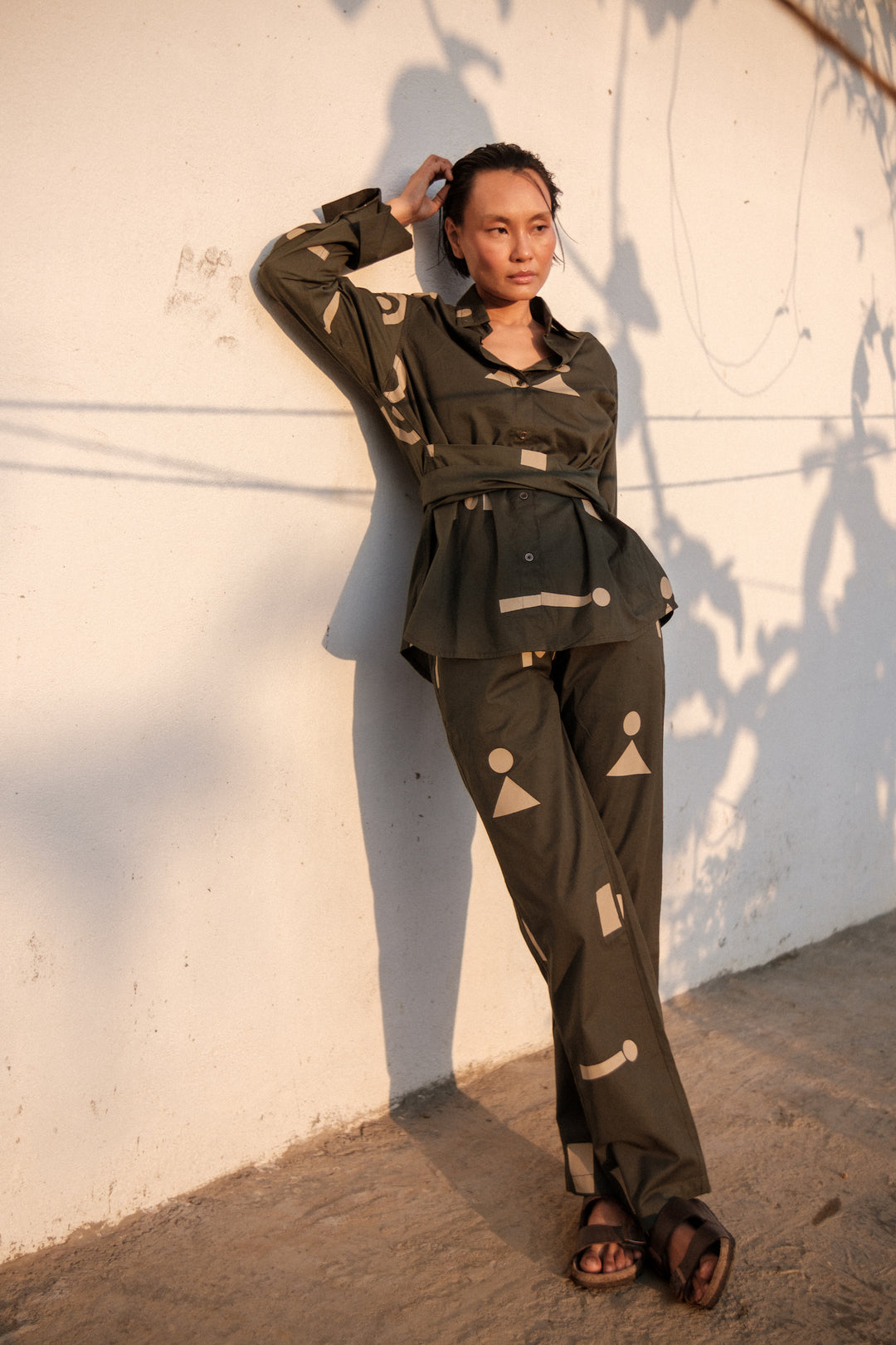 The Terra Tribe Deep Green Triangle Printed Sandra Straight Pants