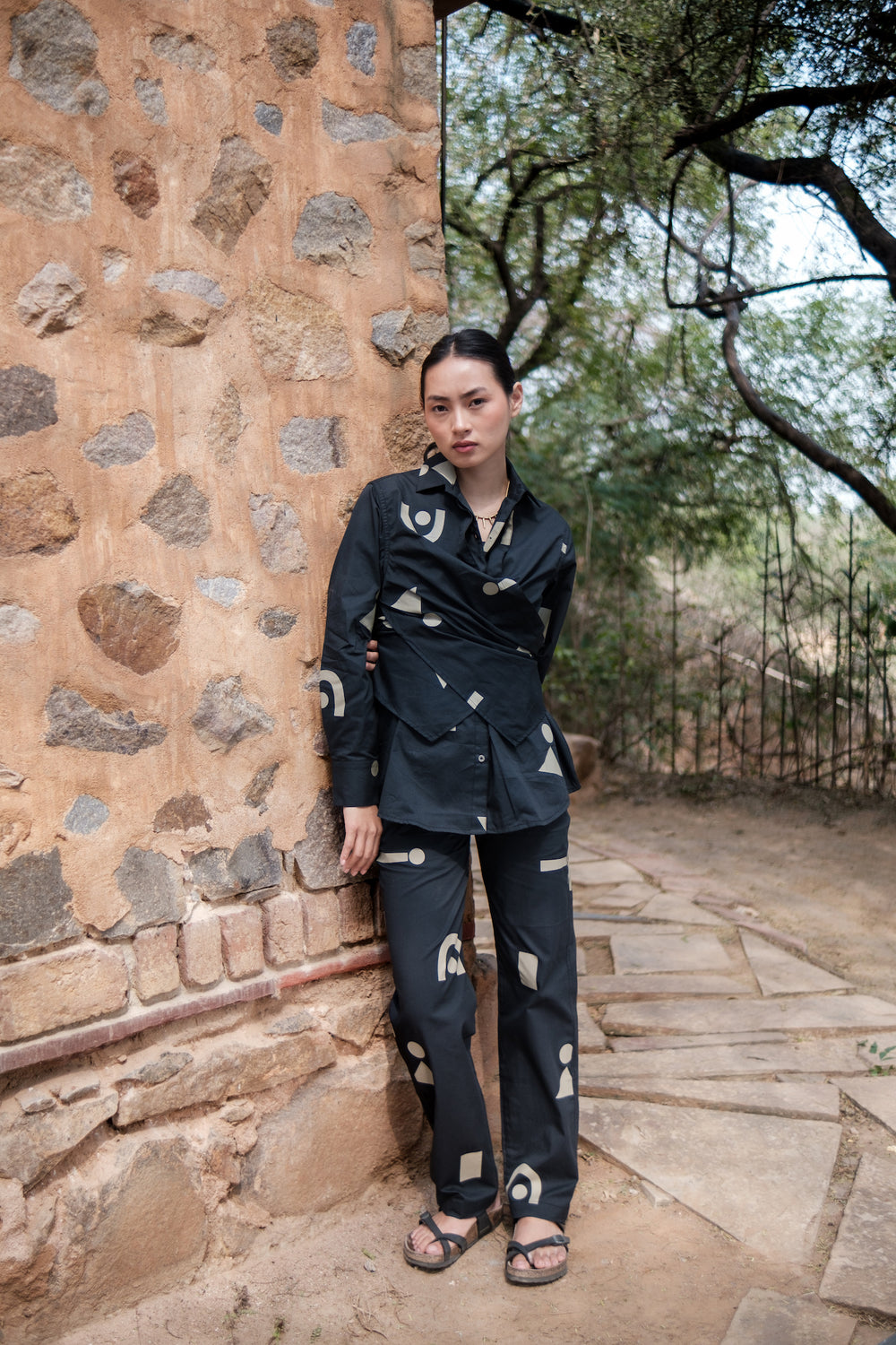 The Terra Tribe Black Triangle Printed Seattle Wrap Shirt