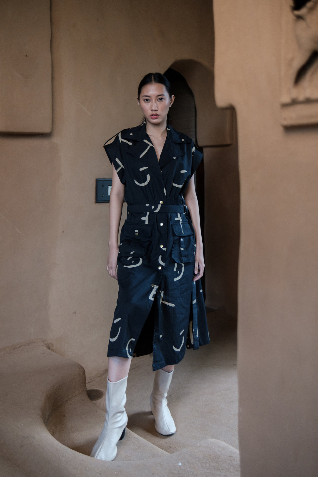 The Terra Tribe Black Line Printed Harajuku Trench