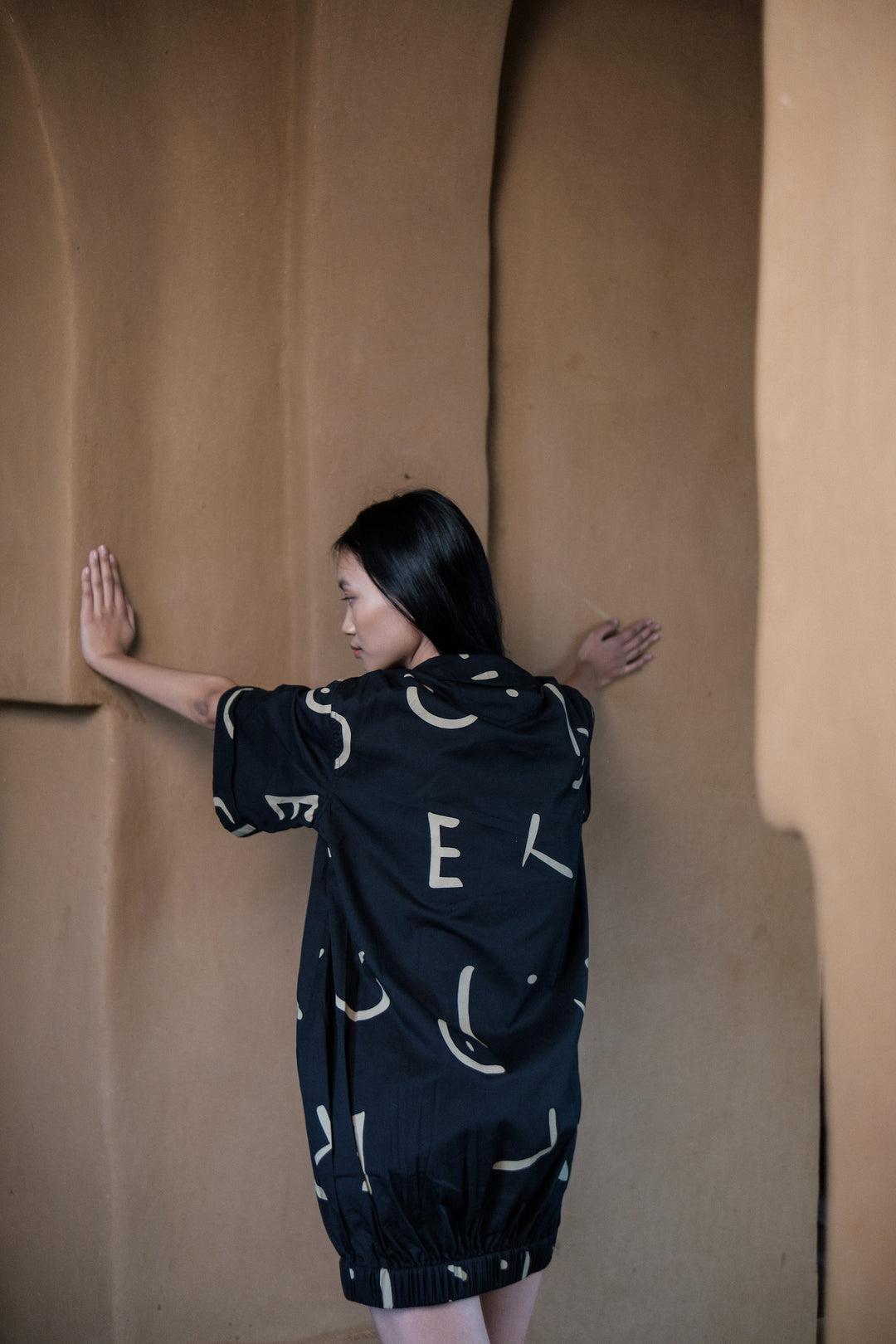 The Terra Tribe Black Line Printed Sydney Shift Dress